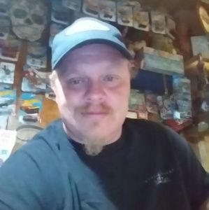 Meet your Posher, Lloyd